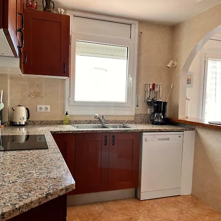 Casa En Costa Brava: Barbacoa, Wifi, Gran Jardin, Cerca Playa, Parking - Es-89-116 *