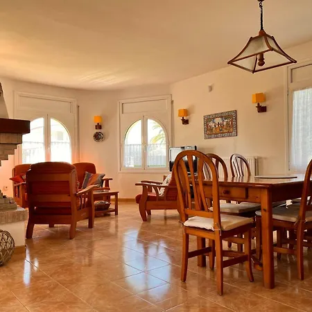 Casa En Costa Brava: Barbacoa, Wifi, Gran Jardin, Cerca Playa, Parking - Es-89-116 Holiday home *